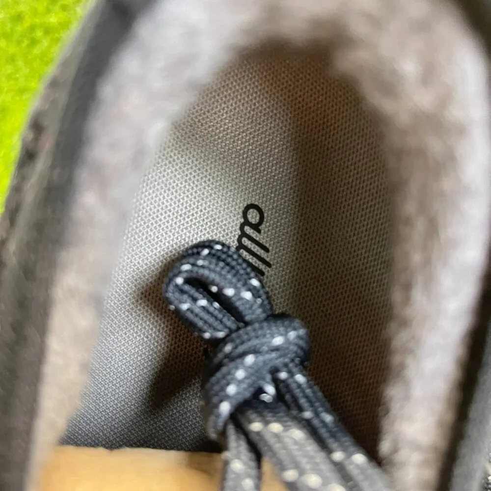 Allbirds Wool Dasher 2 Fluffs Mens Size 8.5 Natural Black Running Shoes Sneakers